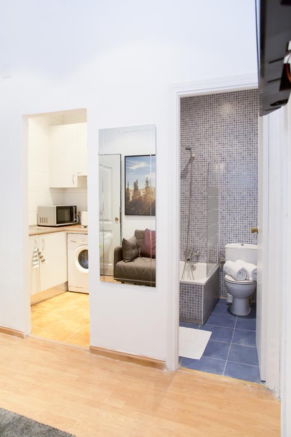 Solfai Vacacional 8 Appartement Madrid Buitenkant foto